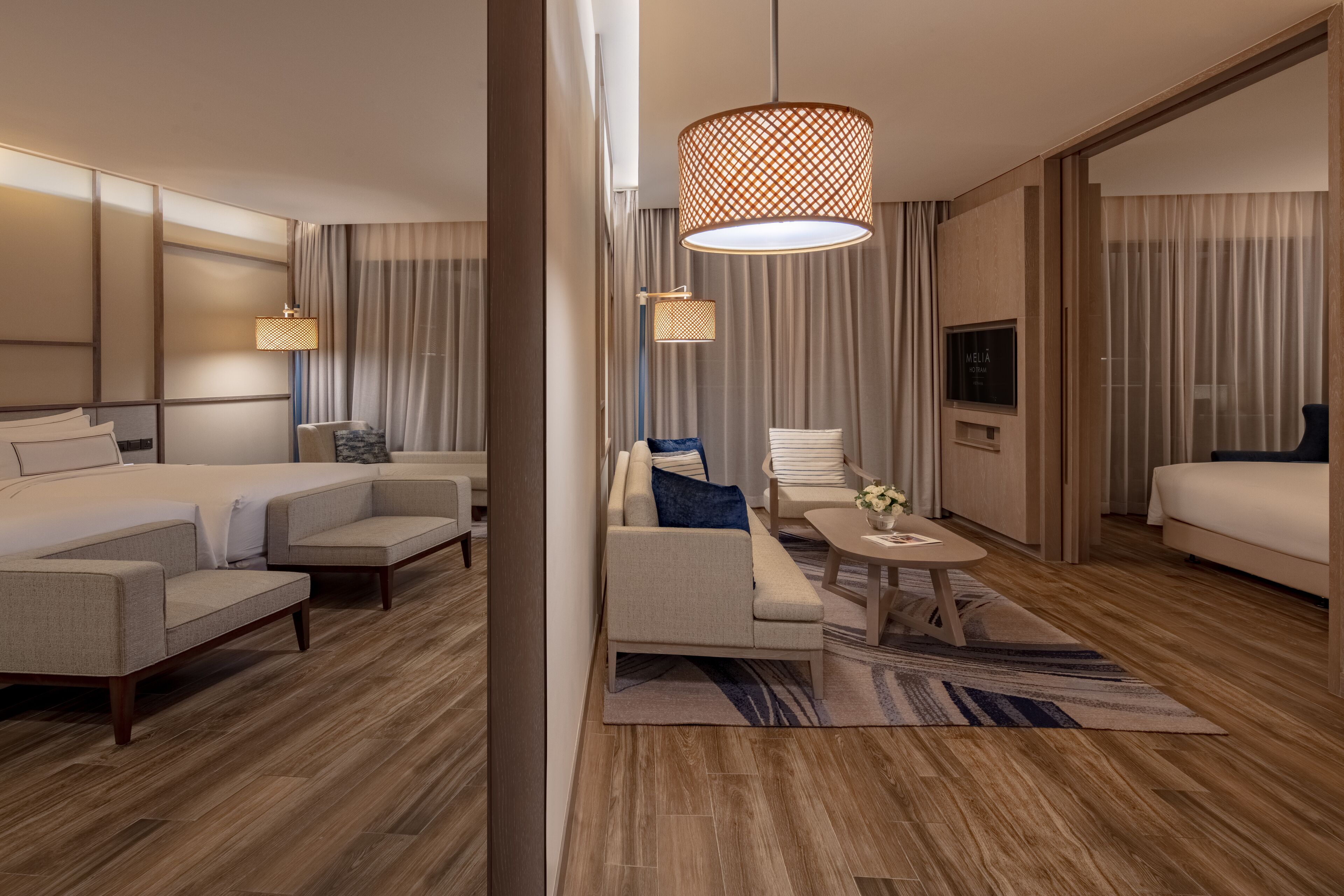 2-bedroom family suite ocean view | 2 bedrooms, minibar, in-room safe, individually decorated