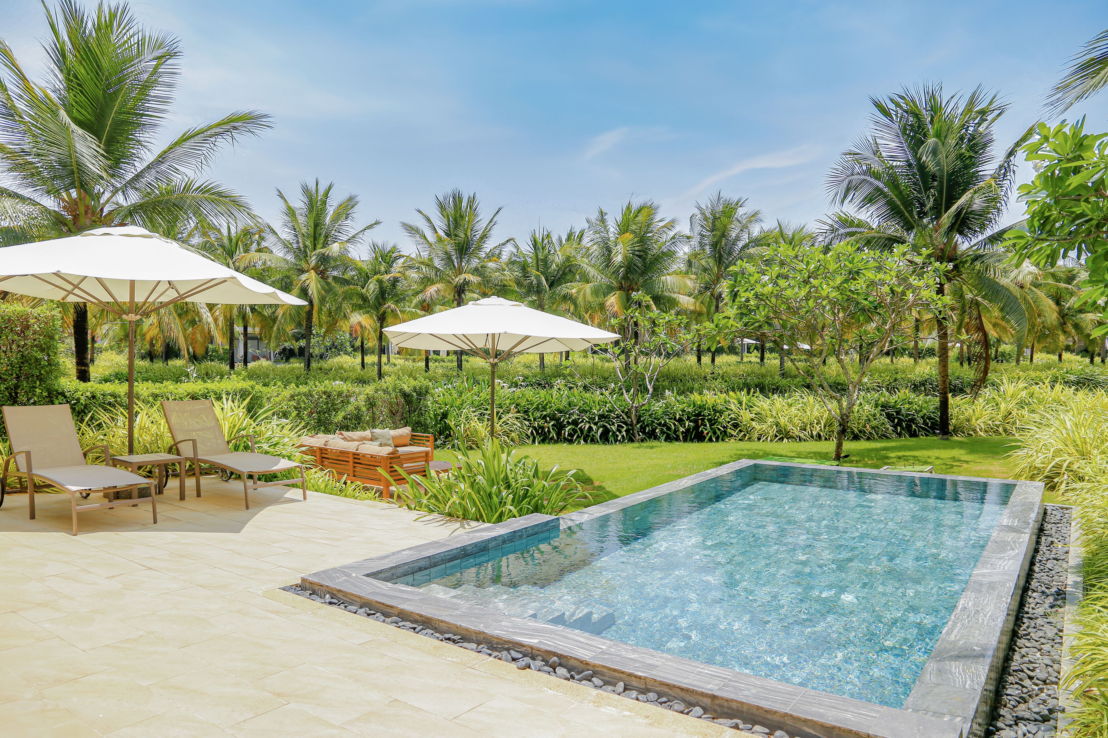 The Level 3-Bedroom Lakefront Pool Villa | Minibar, in-room safe, individually decorated, individually furnished