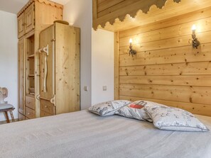 2 bedrooms, free WiFi