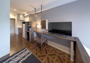 Kamar Standar (B, 2-8F) | Area keluarga | TV layar datar dan Netflix