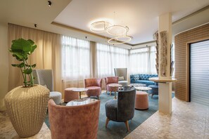 Lobby sitting area - Hotel-Restaurant Seegarten-Marina (Spiez)