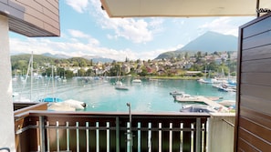 View from room - Hotel-Restaurant Seegarten-Marina (Spiez)
