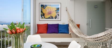 Apartment, Non Smoking | Living area