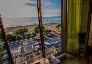 Standard Triple Room | View from room - Alihan Hotel (Bartin)