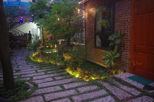 Courtyard view - Center Tam Coc Homestay (Hoa Lu)