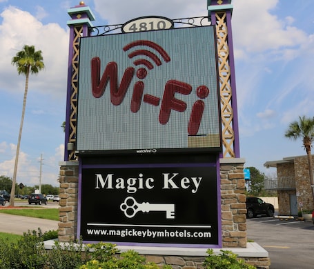 Exterior. Magic Key (No Resort Fee)