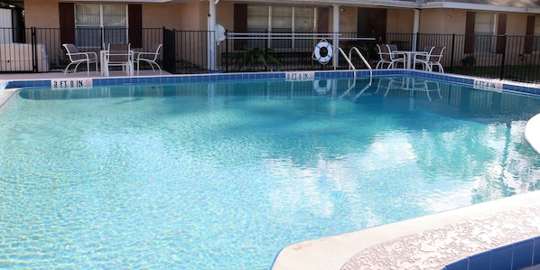 Outdoor pool, open 9:00 AM to 8:00 PM, pool umbrellas, sun loungers