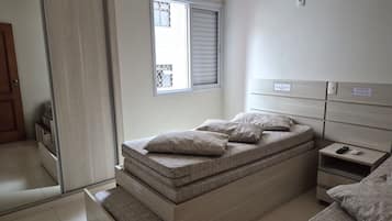 Apartamento estándar, varias camas, fumadores | 3 dormitorios, camas supletorias gratuitas, wifi gratis