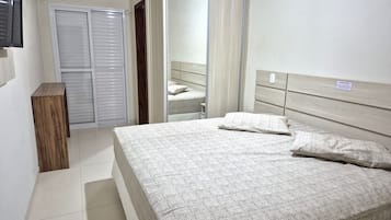 Apartamento estándar, varias camas, fumadores | 3 dormitorios, camas supletorias gratuitas, wifi gratis