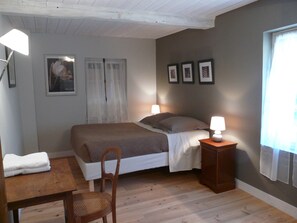 Double Room, 1 Double Bed (Nature) | Premium bedding, individually decorated, individually furnished - La Ferme Des Vignes (Hotot-en-Auge)