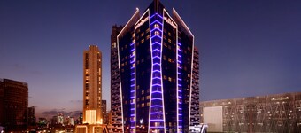 Mövenpick Hotel Apartments Downtown Dubai