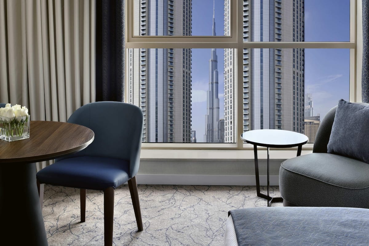 Egyptian cotton sheets, premium bedding, down duvets, pillow-top beds