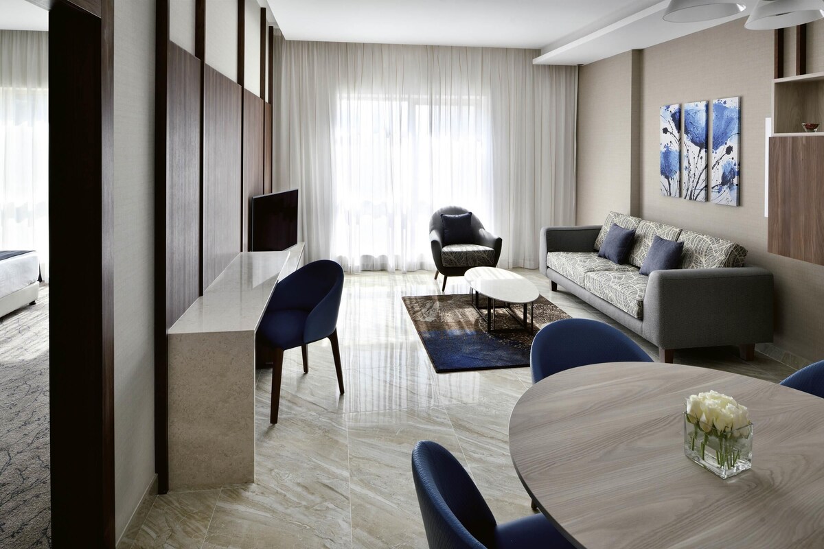 Apartment, 1 Bedroom | Egyptian cotton sheets, premium bedding, down duvets, pillow-top beds