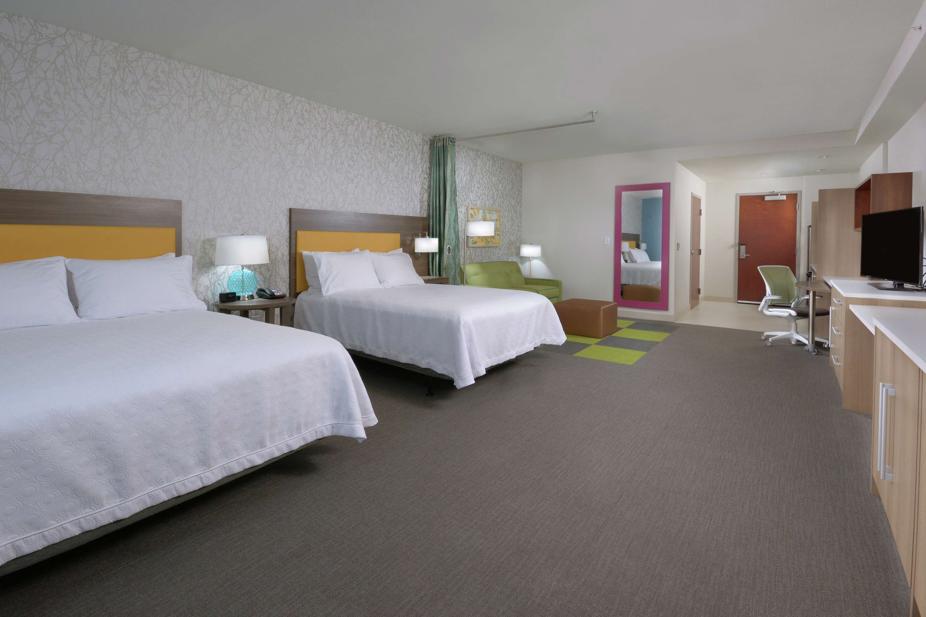 studio, 2 queen beds, accessible, bathtub (mobility & hearing) | living area | 43-inch flat-screen tv with cable channels, tv