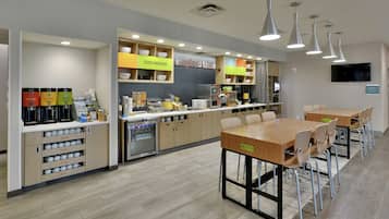 Free daily buffet breakfast