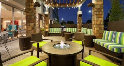 Home2 Suites by Hilton Newark Airport