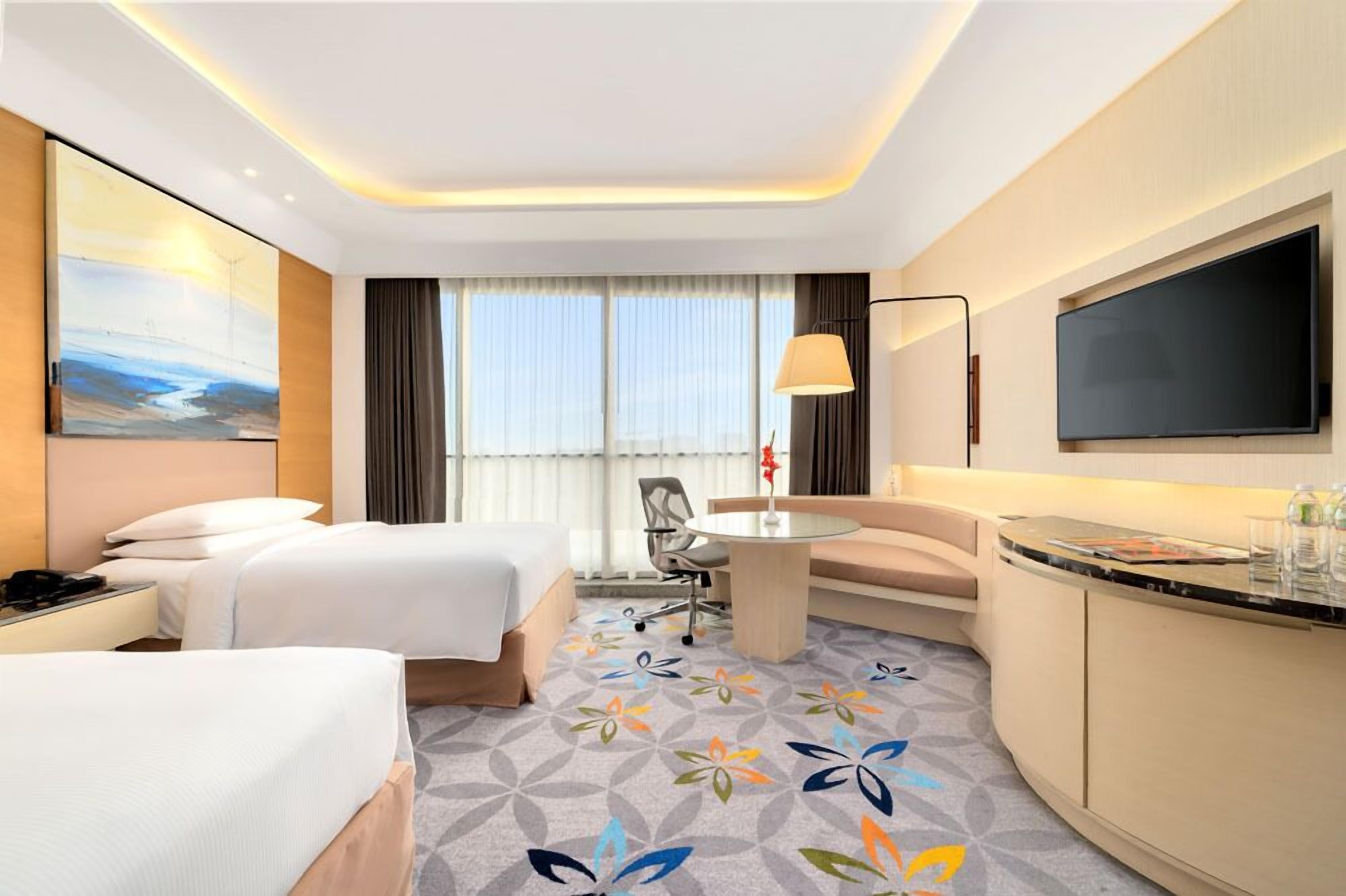 deluxe room, 2 single beds | premium bedding, memory-foam beds, minibar, in-room safe