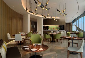 International cuisine - DoubleTree by Hilton Ahmedabad (Ahmedabad)