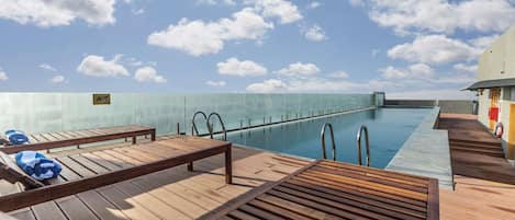Piscine couverte