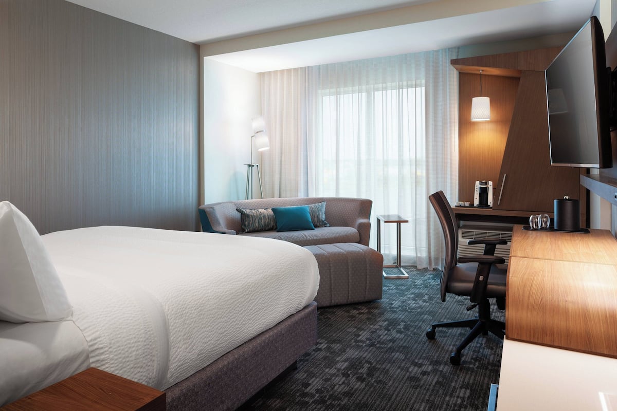 Hypo-allergenic bedding, in-room safe, individually decorated