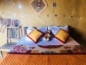 In-room safe, blackout curtains, free WiFi, bed sheets