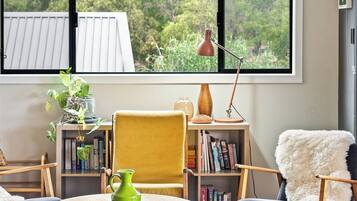 Télévision, cheminée