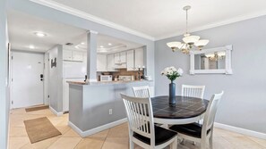 Unclassified image, 4 of 50, button