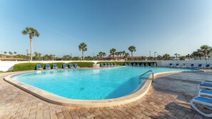 Unclassified image, 2 of 50, button - Steps to Beach! Poolside Stay, Free Nightly Fun, Near Downtown St. Aug (St. Augustine)