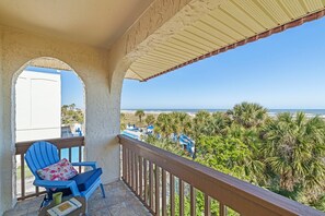 Property grounds - St. Augustine Oceanfront Condo, Resort Pools, Tennis & Direct Beach Access (St. Augustine)
