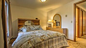 2 bedrooms, internet, bed sheets