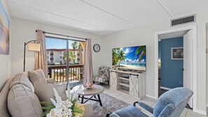 Smart TV, offices - Coastal Escape - Beachfront 2BR w/ Pools, Tennis & Free Local Attractions (St. Augustine)