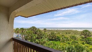 Property grounds - Oceanfront Condo - Sleeps 6 - St. Augustine Ocean & Racquet Resort w/ Ocean View (St. Augustine)