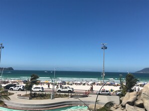 Na praia