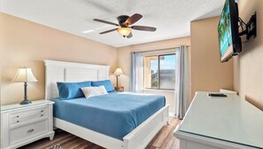 2 bedrooms, desk, iron/ironing board, free WiFi