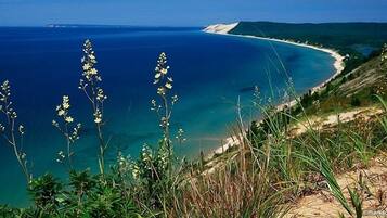 Beach nearby, sun-loungers
