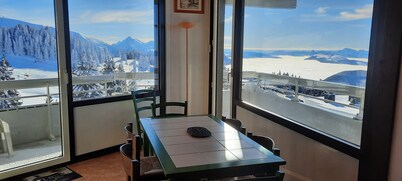 Apartment/ flat - CHAMROUSSE directly on the ski run