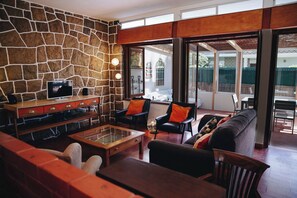 Unclassified image, 5 of 45, button - Vintage Beach and Golf Villa (Costa da Caparica)