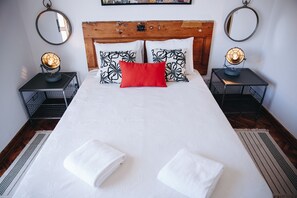 4 chambres, accĂšs Internet, draps fournis