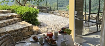 Giardino tra gli uliveti, spiagge a 20 minuti in auto
IT008019B5MNDCYLL8