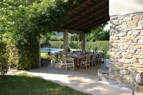Italian villa, private pool - cycling, hiking, wine tours, slow-food, fast WiFi