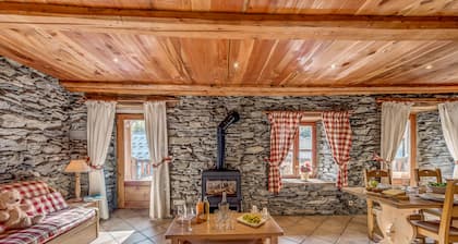 Ylellinen Chalet huoneisto Tignes Val d'Isère ski in / out, WiFi