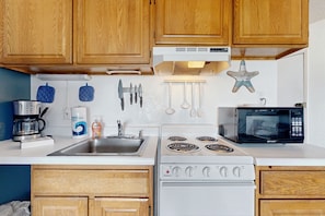 Microwave, oven, stovetop, coffee/tea maker