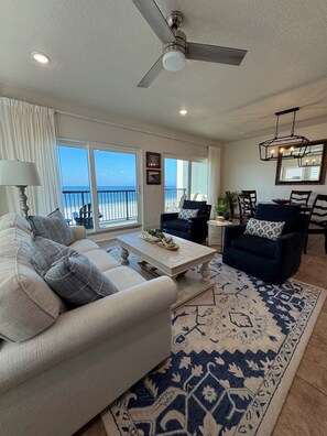 Smart TV - Sweeping Vue of the Gulf of Mexico, 30 steps to beach (Mexico Beach)