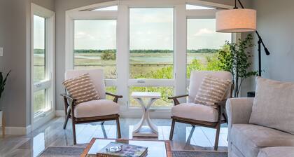 Spectacular Panoramic Marsh Views! Amenity access included!