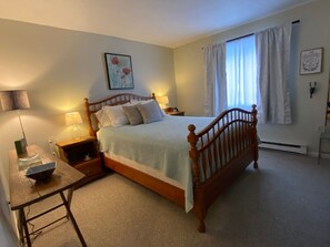 4 bedrooms, iron/ironing board, travel crib, free WiFi