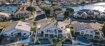 Luxury Custom 3500sf Hacienda Oma Boat on Arrowhead jÀrvien