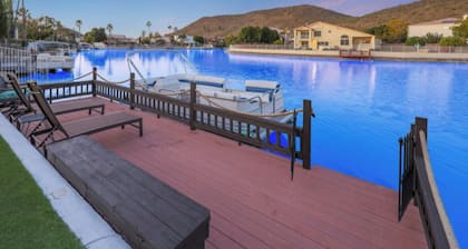 High-End Arrowhead Lakes Estate w/ Private Boat & Heated Spa