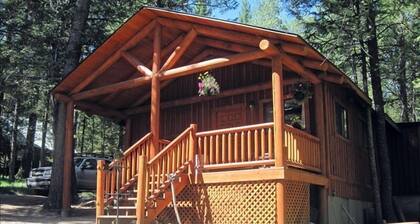 GemĂŒtliche GĂ€stekabine bei Henry's Lake & Near Yellowstone
