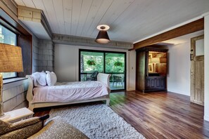 4 soveværelser, skrivebord, strygejern/strygebræt, gratis Wi-Fi