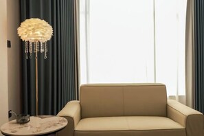 Room - Langting Boutique Hotel (Ruili)